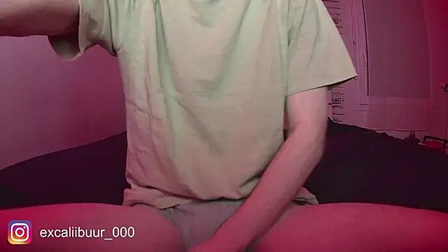 excaliibuur online show from 14, 12, 2025