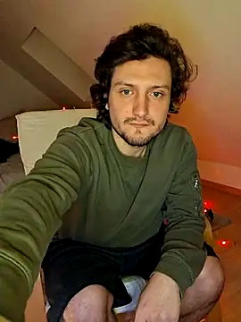 Ghost Pie online show from 18, 12, 2025