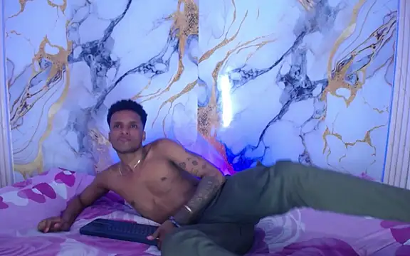 Snapshot of Damian_and_theo chatting on 8, 2, 2026 Damian and theo online show from 8, 2, 2026