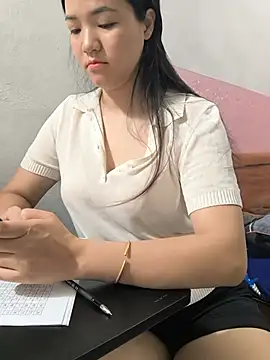 Snapshot of Sisilaydy_01 chatting on 5, 7, 2026 Sisilaydy 01 online show from 5, 7, 2026