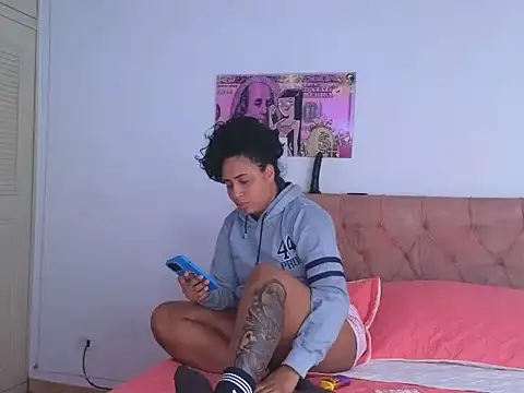 Snapshot of Valery__lovex chatting on 7, 6, 2026 Valery lovex online show from 7, 6, 2026