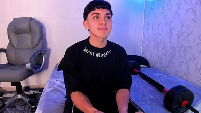  TaylorBlack online show from 21, 12, 2025