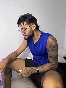 Snapshot of thedragonboyxxx chatting on 12, 1, 2026 thedragonboyxxx online show from 12, 1, 2026