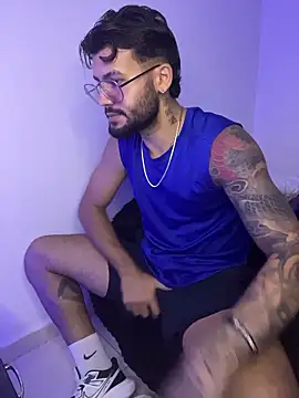 Snapshot of thedragonboyxxx chatting on 13, 1, 2026 thedragonboyxxx online show from 13, 1, 2026