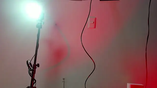 cirosky elchicopolla online show from 4, 2, 2026