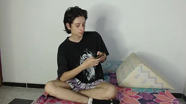 cirosky elchicopolla online show from 6, 2, 2026