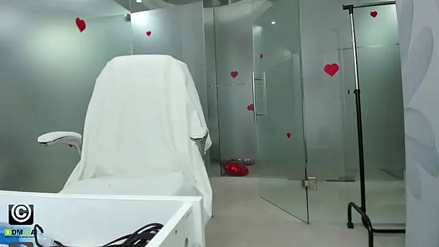 missdominna online show from 10, 3, 2026