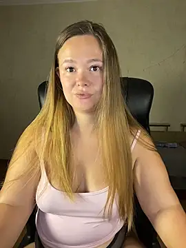 Snapshot of CaramelleSugarr chatting on 29, 6, 2026 CaramelleSugarr online show from 29, 6, 2026