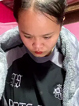 Thanhhuyen001 online show from 6, 1, 2026