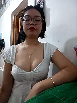 Snapshot of lwkfine chatting on 20, 12, 2025 lwkfine online show from 20, 12, 2025