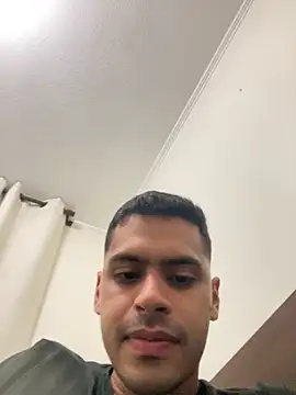 Snapshot of HotWhisper22 chatting on 18, 12, 2025 HotWhisper22 online show from 18, 12, 2025