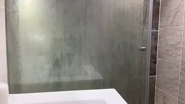 HotWhisper22 online show from 9, 4, 2026