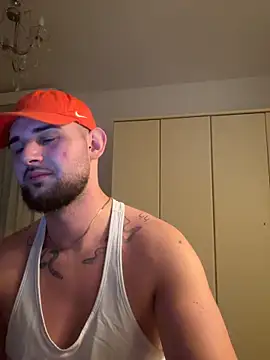 LunaFoxTip online show from 2, 2, 2026