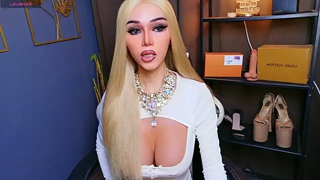 CelinaWintour online show from 27, 3, 2026