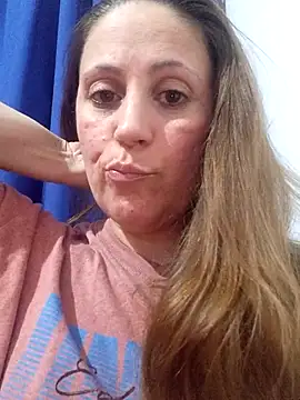 SofiEsteves online show from 18, 12, 2025