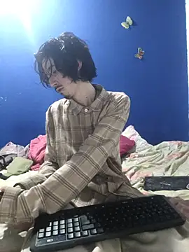 sk8-boy online show from 25, 3, 2026