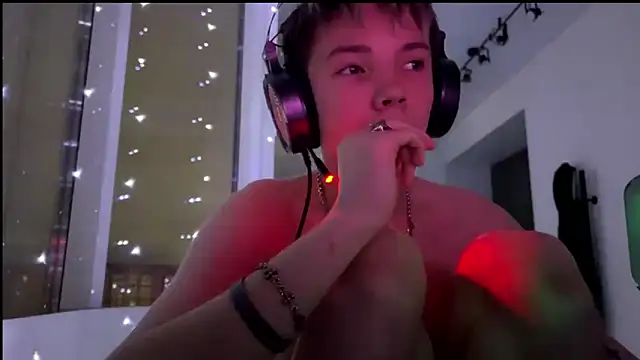 MilesSwanson online show from 19, 12, 2025