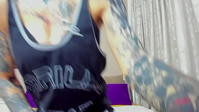 Snapshot of KennyXSX chatting on 18, 12, 2025 KennyXSX online show from 18, 12, 2025