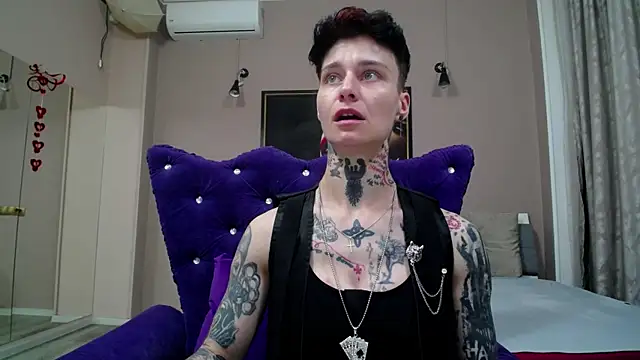 Snapshot of KennyXSX chatting on 12, 6, 2026 KennyXSX online show from 12, 6, 2026