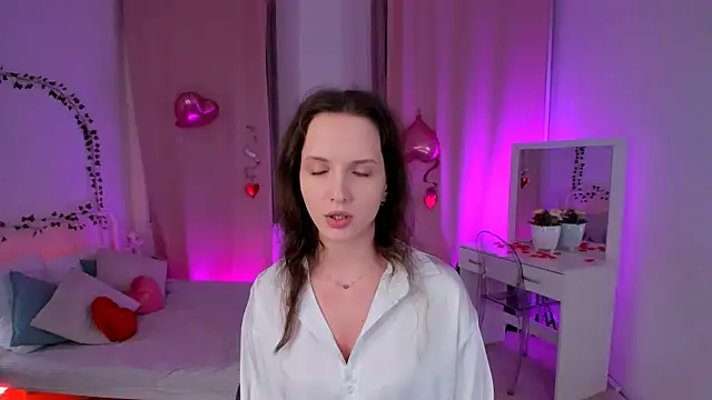 Snapshot of Ariadna_Shy chatting on 14, 2, 2025 Ariadna Shy online show from 14, 2, 2025