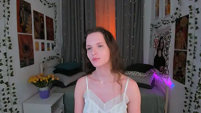 Snapshot of Ariadna_Shy chatting on 24, 2, 2025 Ariadna Shy online show from 24, 2, 2025