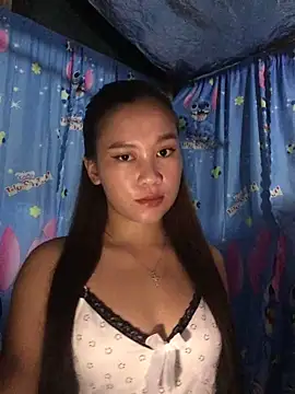 Snapshot of sheriesassyann chatting on 27, 5, 2026 sheriesassyann online show from 27, 5, 2026