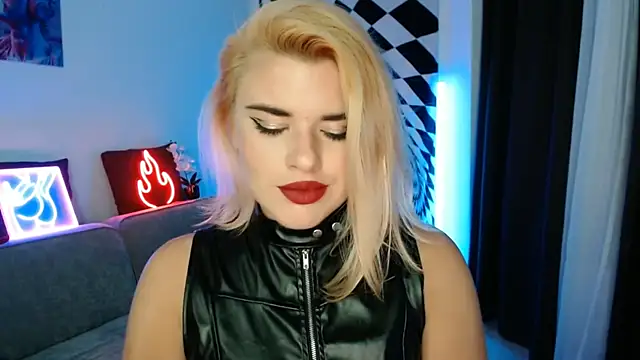 Ariana Saint online show from 20, 12, 2025