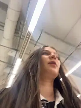 Niki Hug online show from 10, 1, 2026