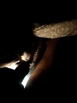 Snapshot of tharkulley_69 chatting on 18, 12, 2025 tharkulley 69 online show from 18, 12, 2025