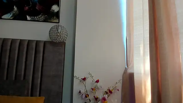 Snapshot of GahiaBelucci chatting on 9, 5, 2026 GahiaBelucci online show from 9, 5, 2026