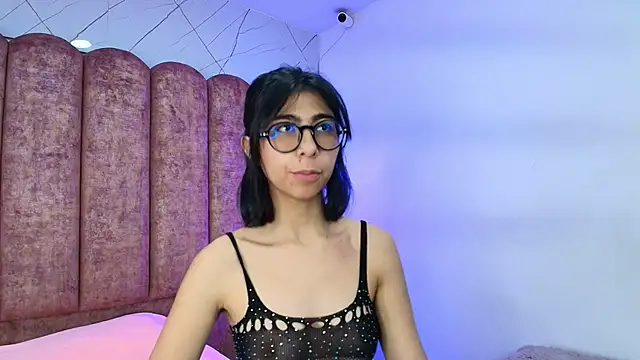 EllieBloom online show from 9, 1, 2026