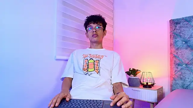 maxfrost 1 online show from 10, 1, 2026