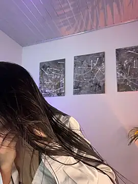 Snapshot of Nicollewest1 chatting on 25, 5, 2026 Nicollewest1 online show from 25, 5, 2026