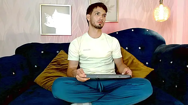 Snapshot of HarryFosster chatting on 1, 6, 2026 HarryFosster online show from 1, 6, 2026