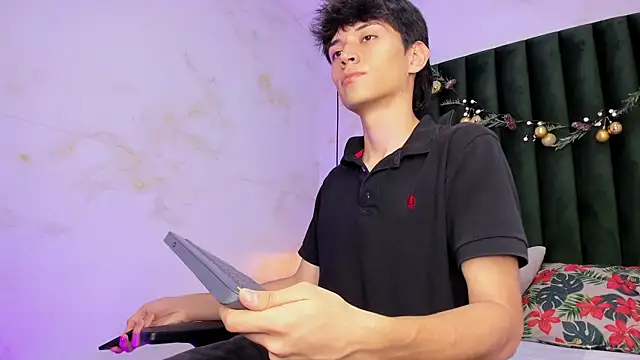 Aron valverde online show from 19, 12, 2025