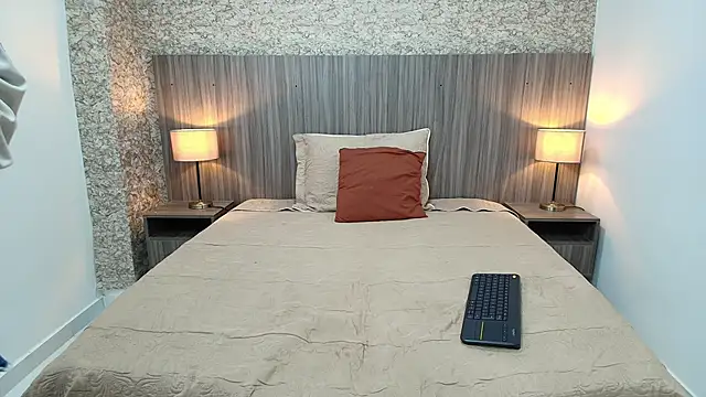 zoe bermudez online show from 9, 1, 2026