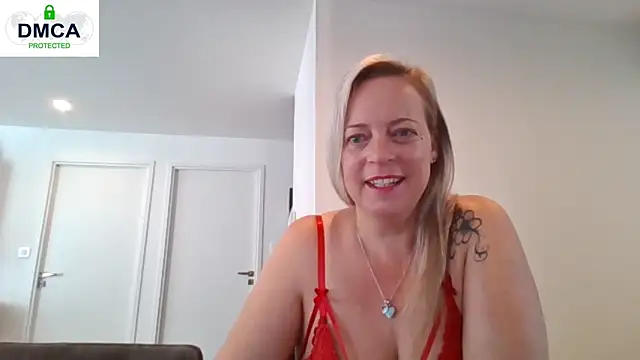 Snapshot of Miss-Chupagirly chatting on 18, 7, 2026 Miss-Chupagirly online show from 18, 7, 2026