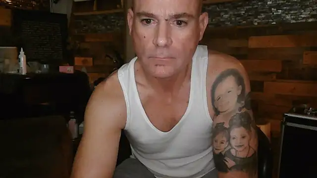 MISTERANDDEMI online show from 17, 3, 2026