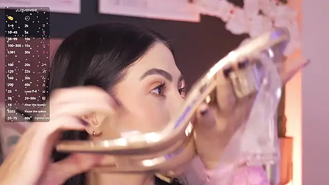 ItsTatiana online show from 18, 2, 2026