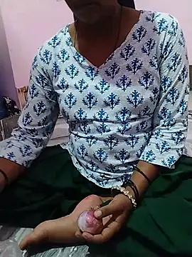 Snapshot of priya_kumari143 chatting on 12, 7, 2026 priya kumari143 online show from 12, 7, 2026