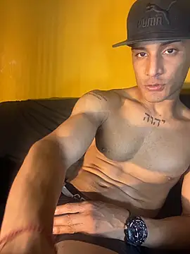 Maicol xxxx online show from 4, 2, 2026