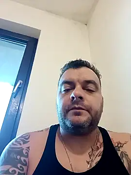 Snapshot of TomasTenerife chatting on 19, 12, 2025 TomasTenerife online show from 19, 12, 2025