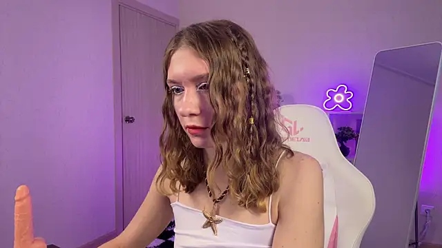 KellySunn online show from 28, 2, 2026