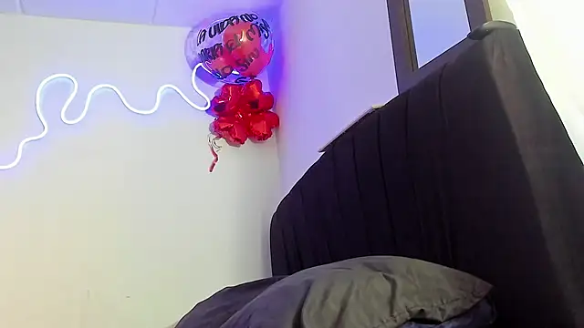 Snapshot of Lili_Evanss chatting on 13, 3, 2026 Lili Evanss online show from 13, 3, 2026