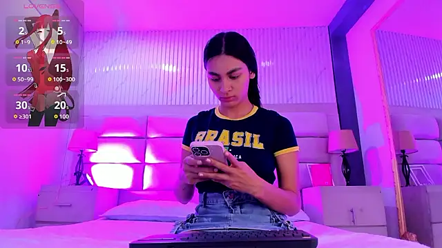 ManuelaEvans  online show from 15, 3, 2026