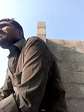 Tamilpaiyan07 online show from 4, 3, 2026