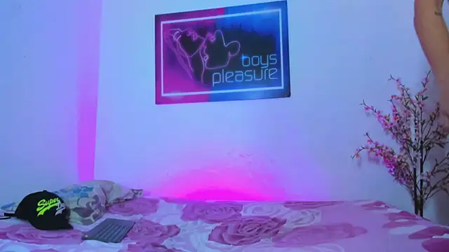 Pleasure boys hot online show from 2, 4, 2026