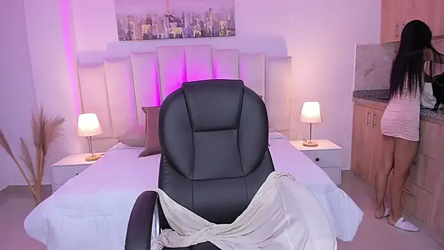 rosel rouge online show from 5, 1, 2026