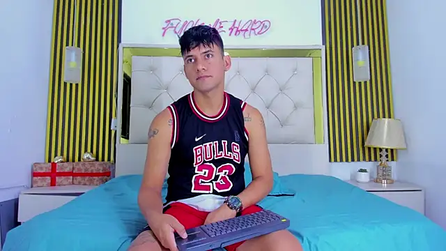 Sweet kevin1 online show from 15, 1, 2026