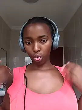 ShyNaughtyBabe online show from 19, 1, 2026